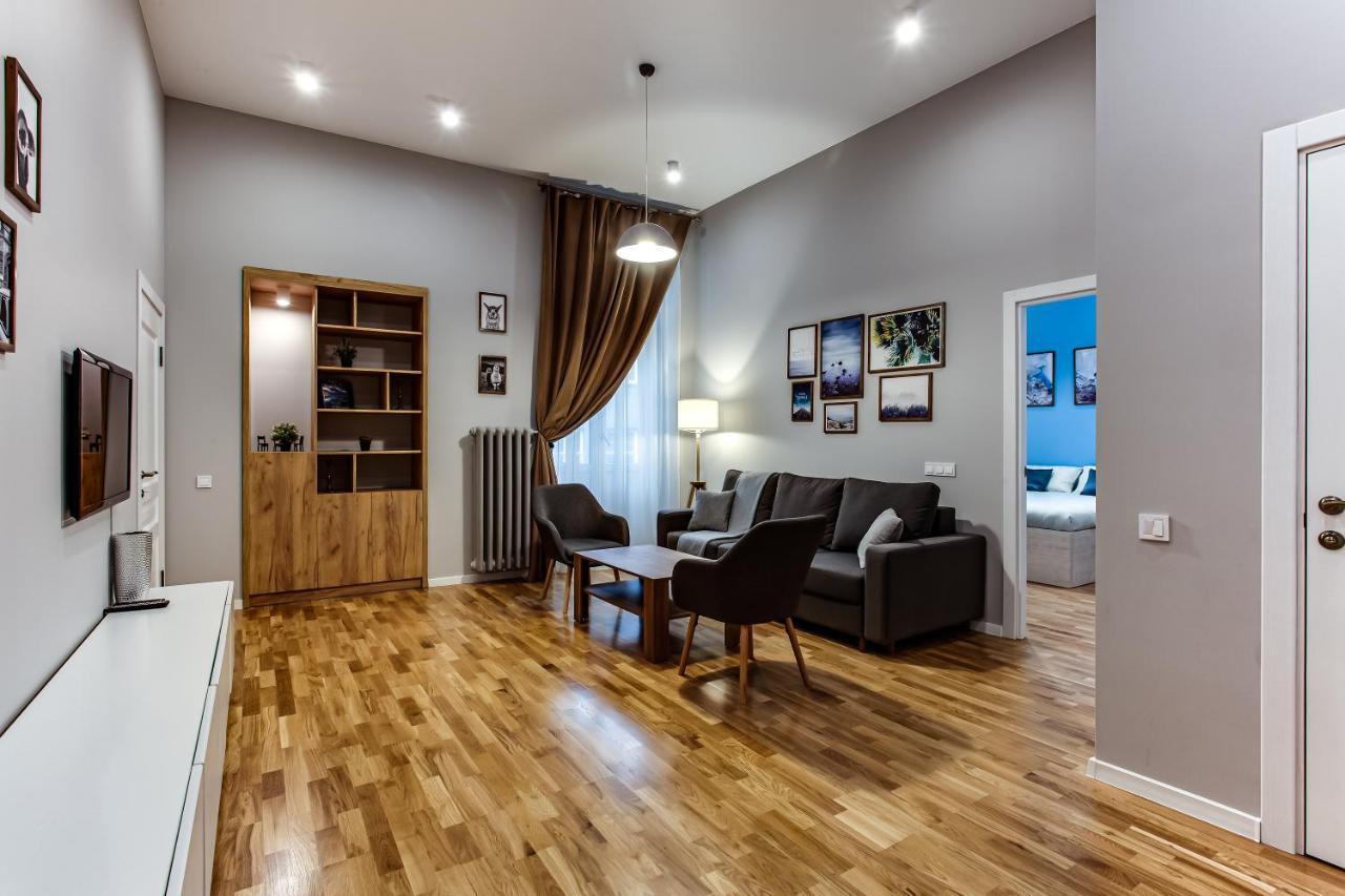 Sonata Apartment Lviv Buitenkant foto