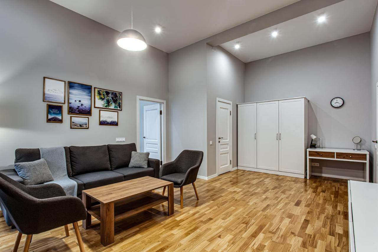 Sonata Apartment Lviv Buitenkant foto
