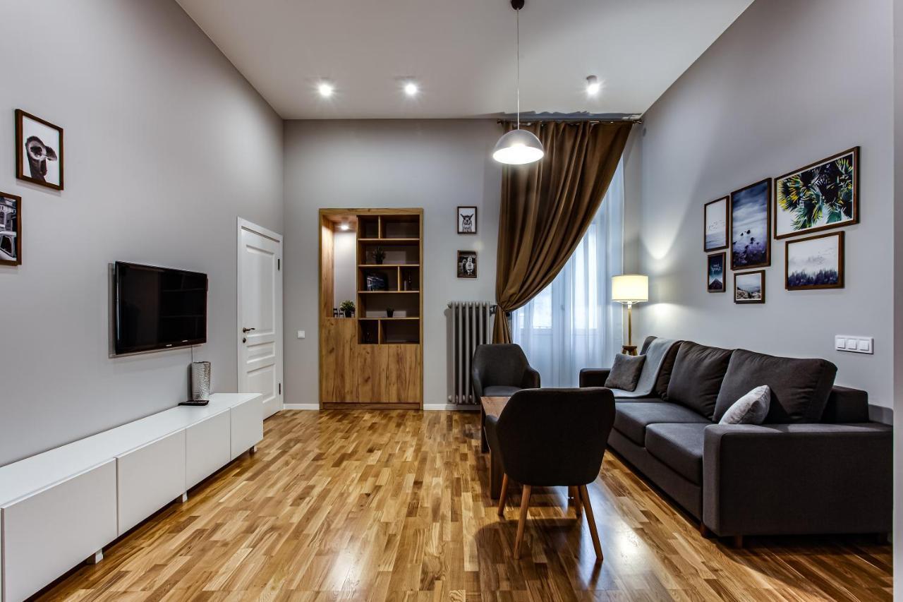 Sonata Apartment Lviv Buitenkant foto